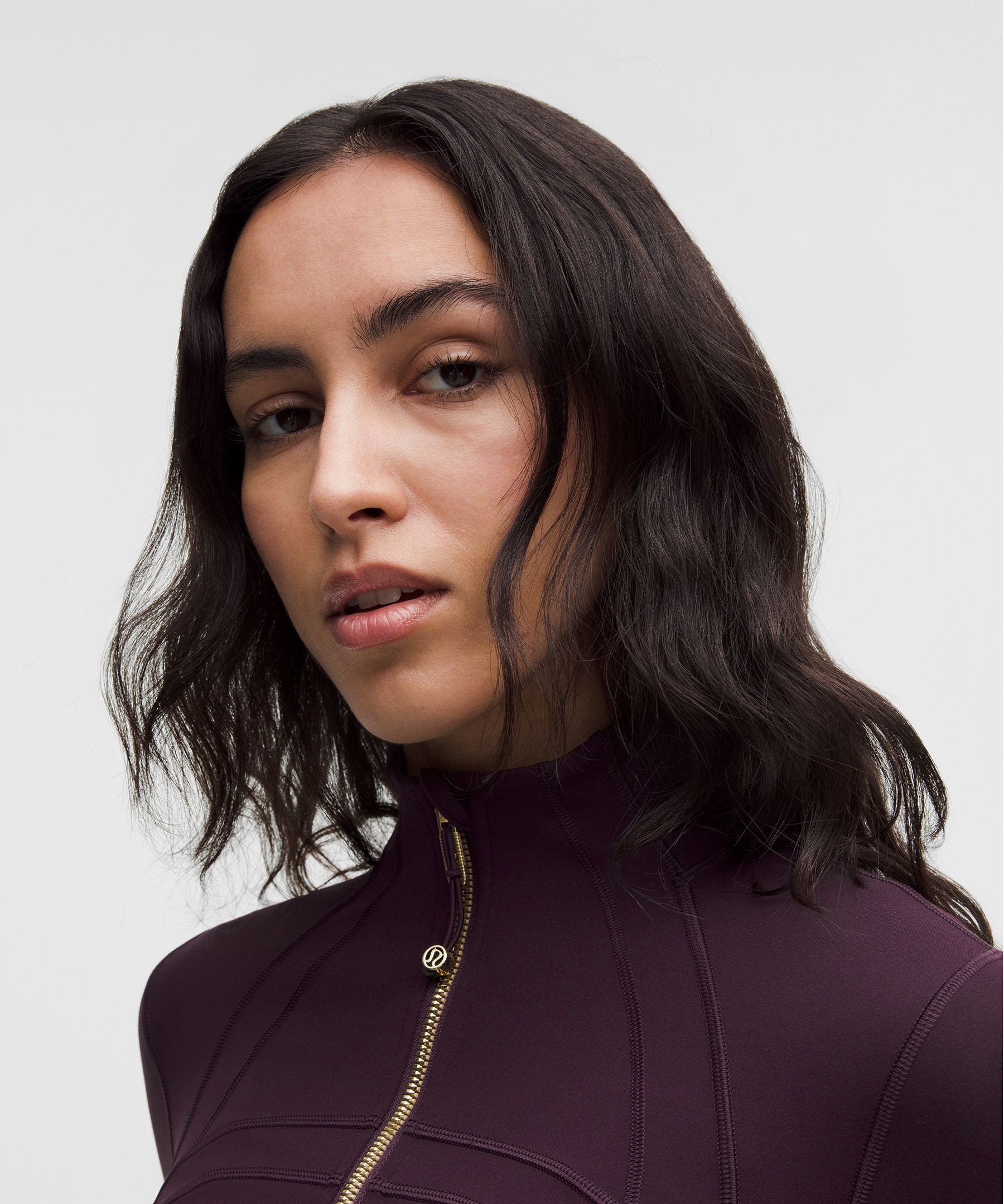 #color_black-plum/gold/gold