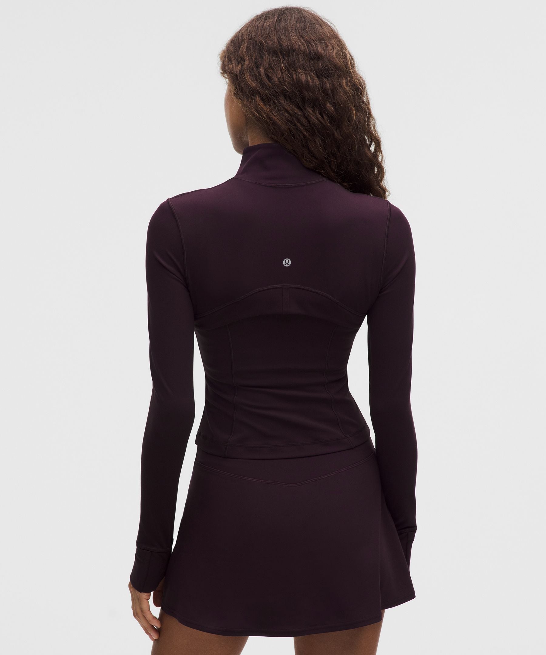 #color_black-plum