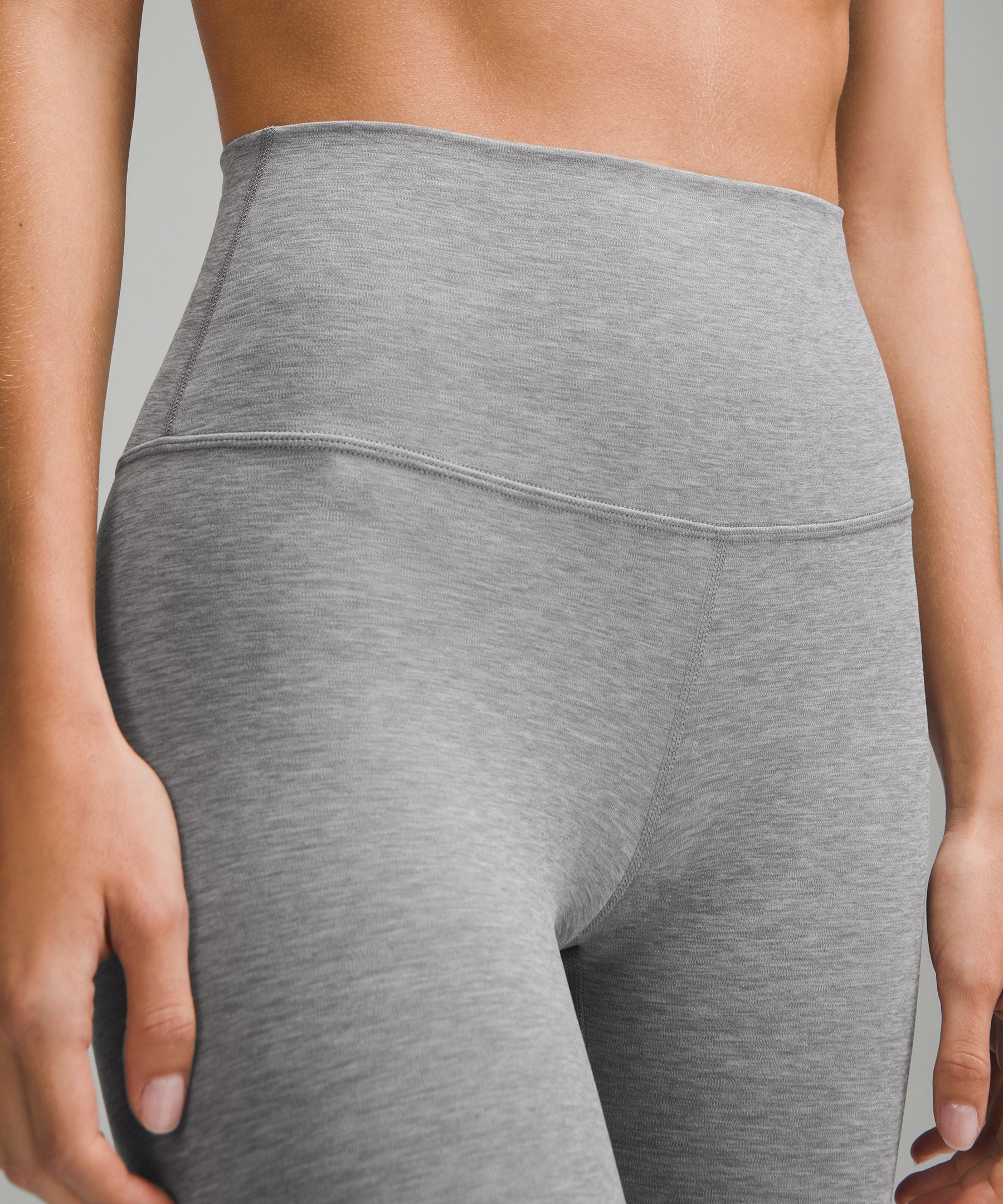 #color_heathered-core-medium-grey