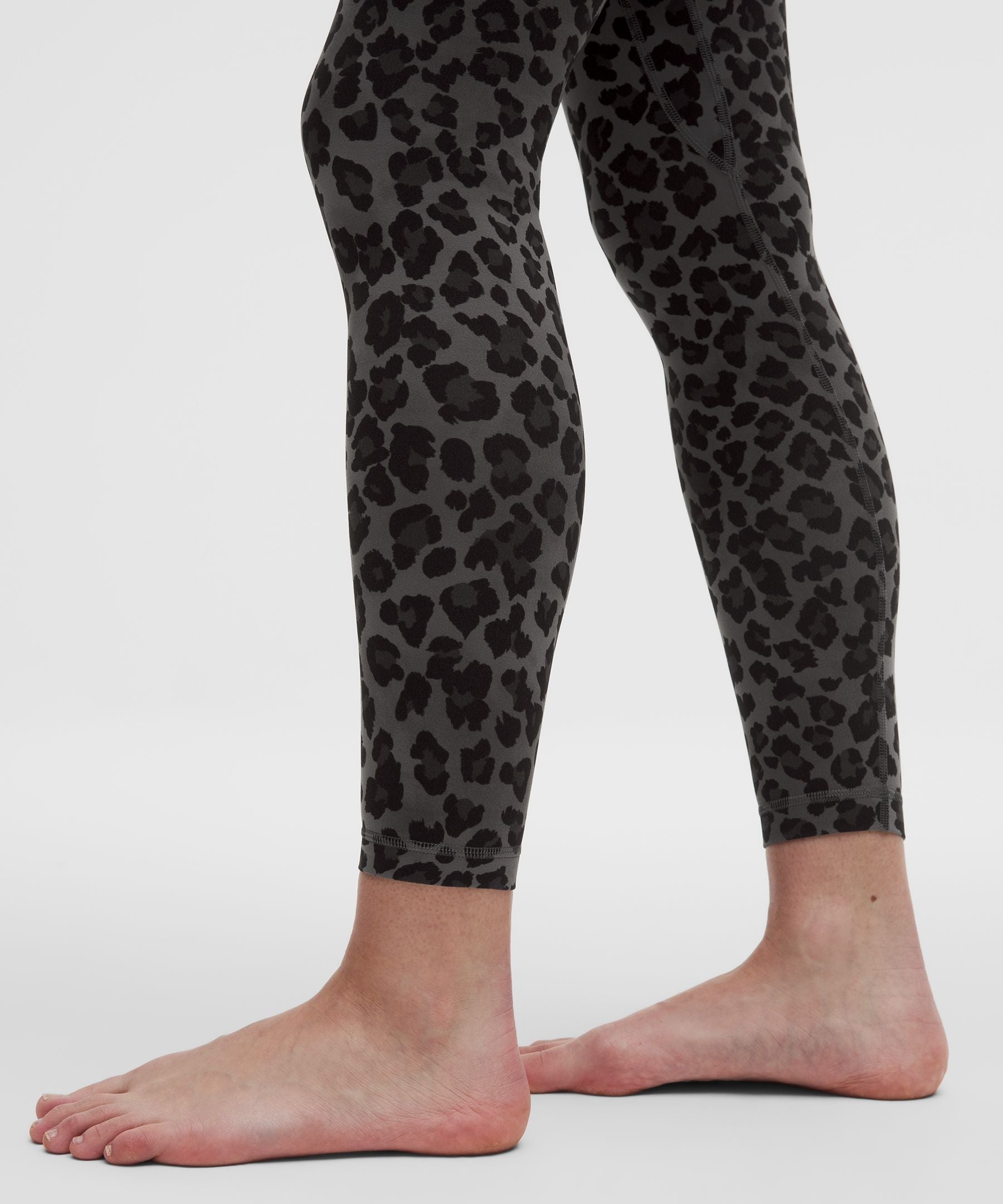 #color_true-leopard-black-multi