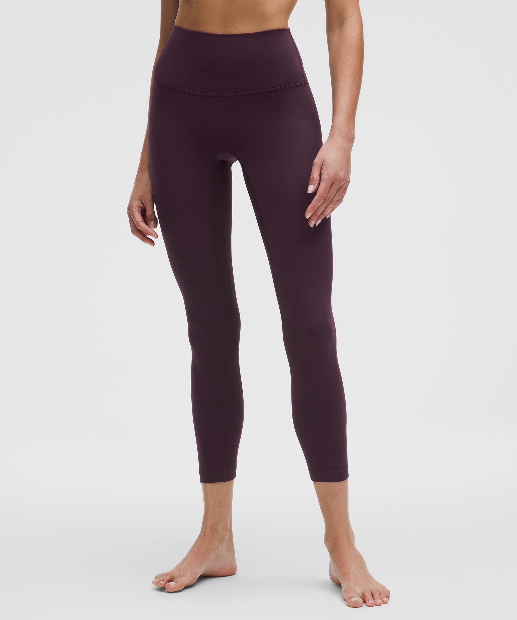#color_black-plum