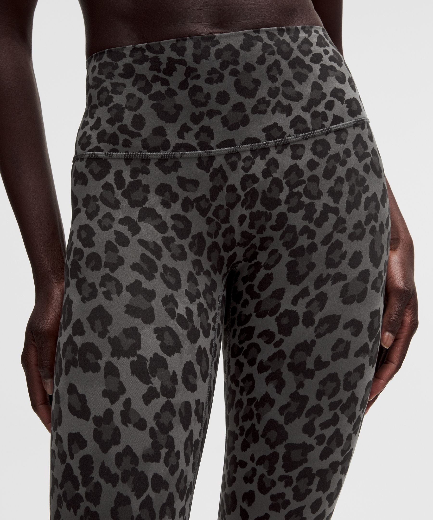 #color_true-leopard-black-multi